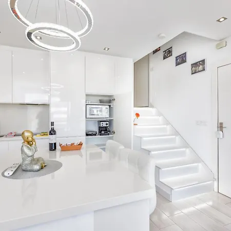 Vivi Homes - Pulpo Pool, Balcony & Sea View * Benalmádena